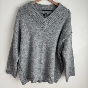 Wild Fable Heather Gray Knit Sweater